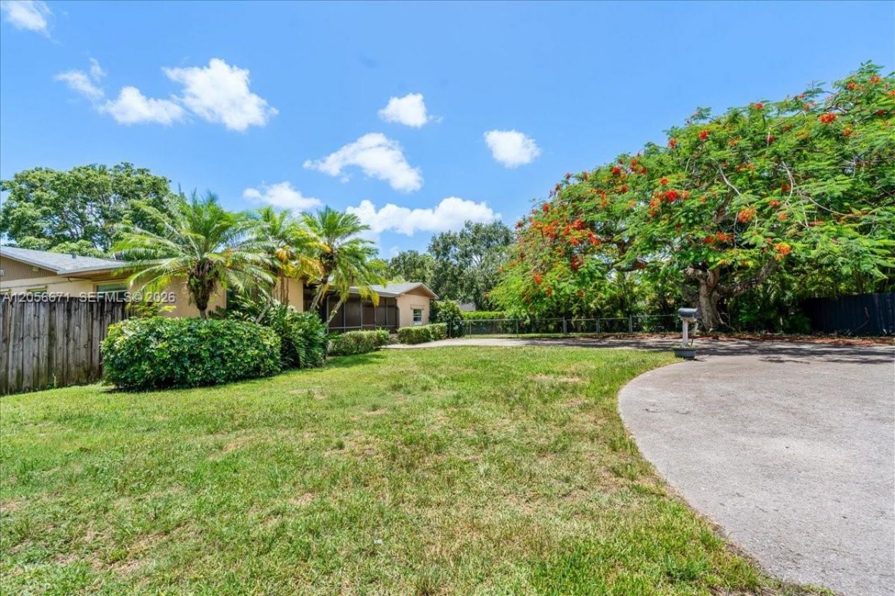 27305 SW 162nd Ct, Homestead, FL 33031 Photo