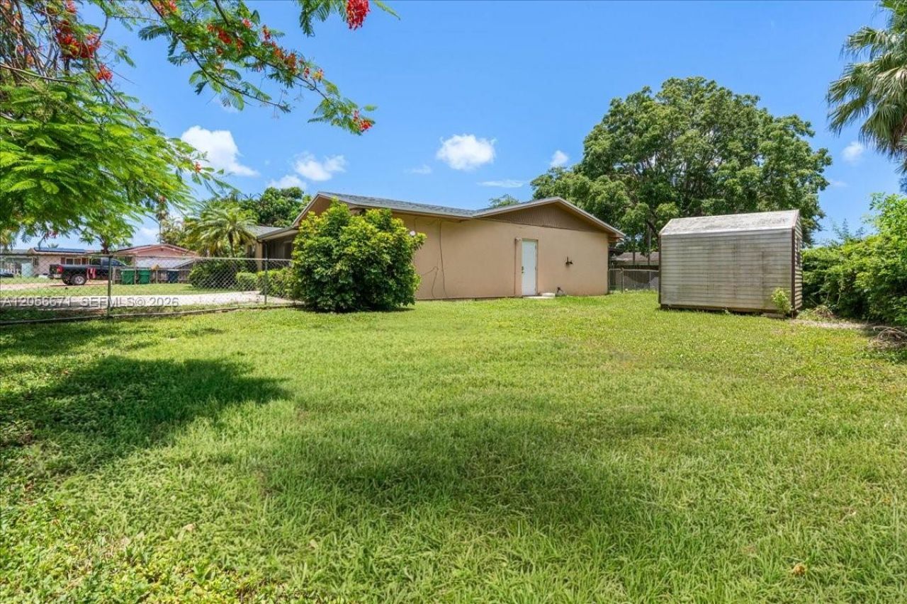 27305 SW 162nd Ct, Homestead, FL 33031 Photo