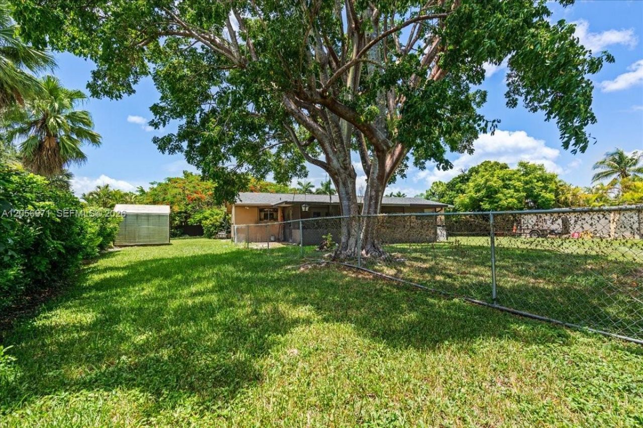 27305 SW 162nd Ct, Homestead, FL 33031 Photo