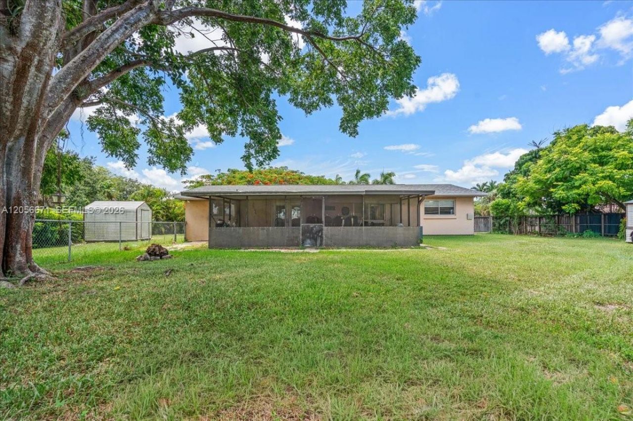 27305 SW 162nd Ct, Homestead, FL 33031 Photo
