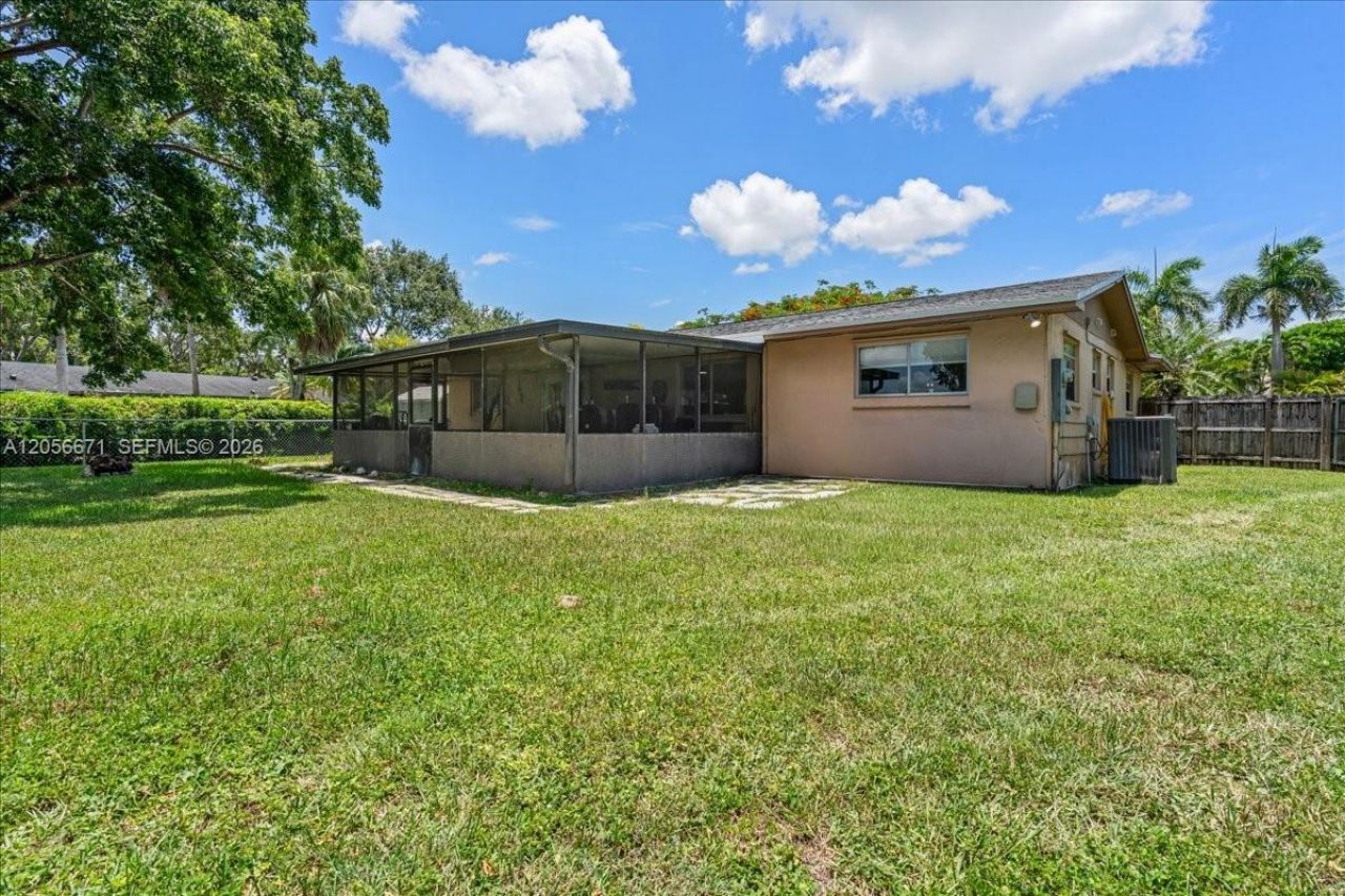 27305 SW 162nd Ct, Homestead, FL 33031 Photo