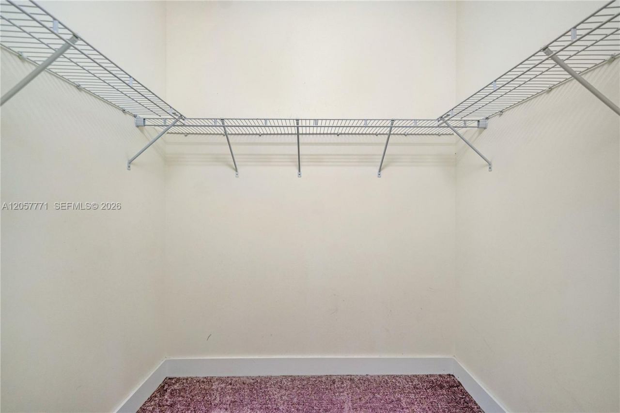 4733 NW 83rd Pkwy , Doral, FL 33166 Photo