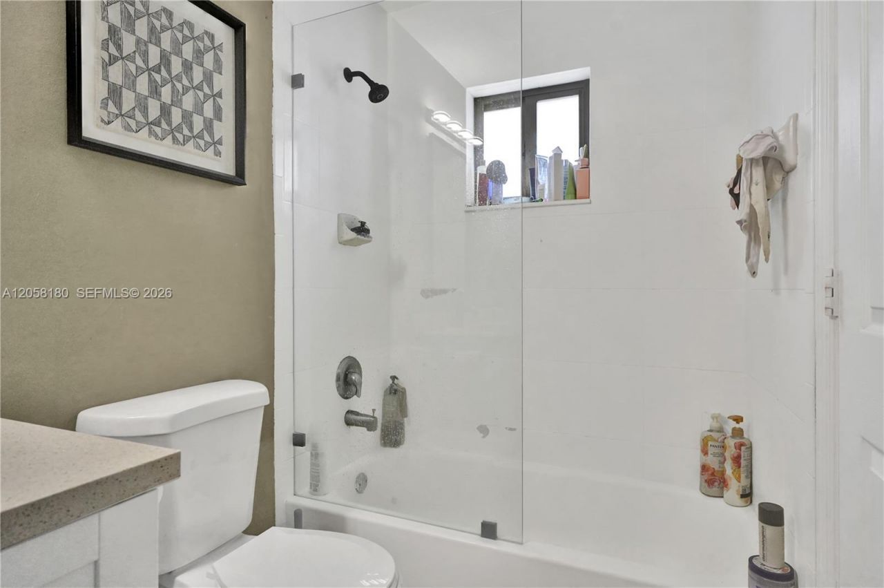 20464 NW 19th Ave, Miami Gardens, FL 33056 Photo