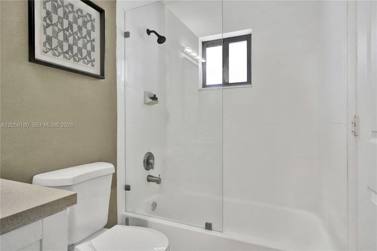 20464 NW 19th Ave, Miami Gardens, FL 33056 Photo