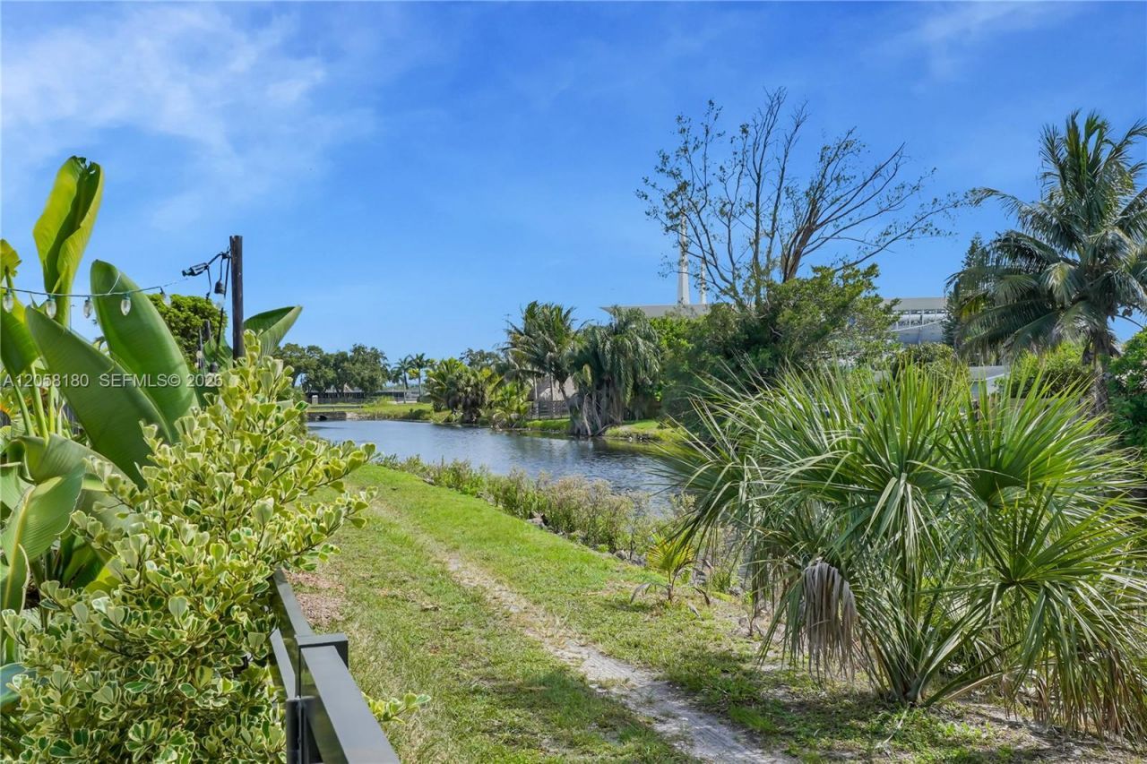 20464 NW 19th Ave, Miami Gardens, FL 33056 Photo