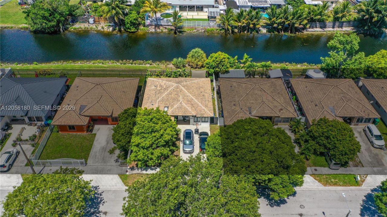 20464 NW 19th Ave, Miami Gardens, FL 33056 Photo