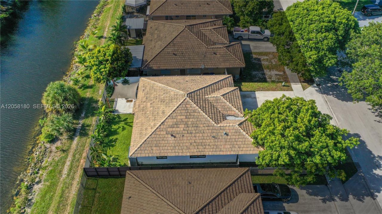 20464 NW 19th Ave, Miami Gardens, FL 33056 Photo
