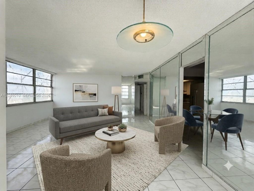 1351 NE Miami Gardens Dr, Unit 1215E, Miami, FL 33179 Photo