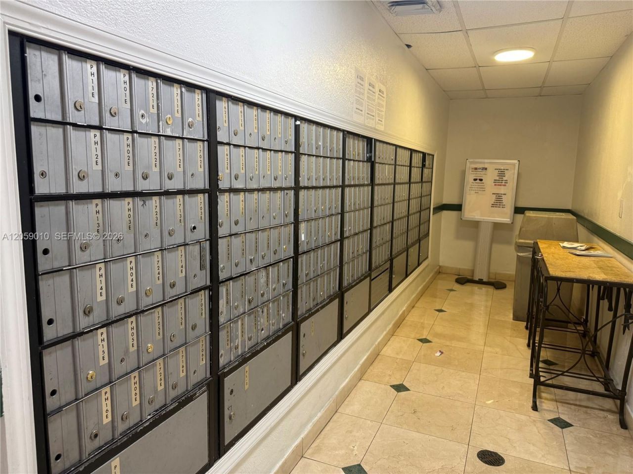 1351 NE Miami Gardens Dr, Unit 1215E, Miami, FL 33179 Photo