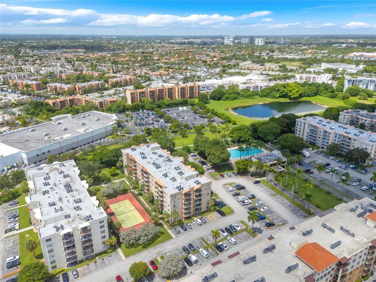 9320 Fontainebleau Blvd, Unit 214, Miami, FL 33172 Photo
