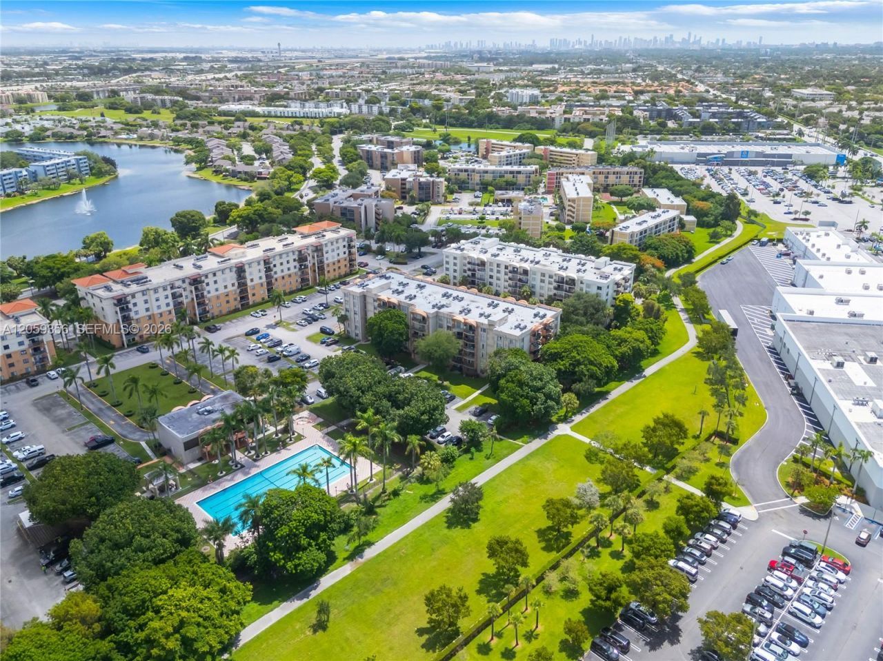 9320 Fontainebleau Blvd, Unit 214, Miami, FL 33172 Photo