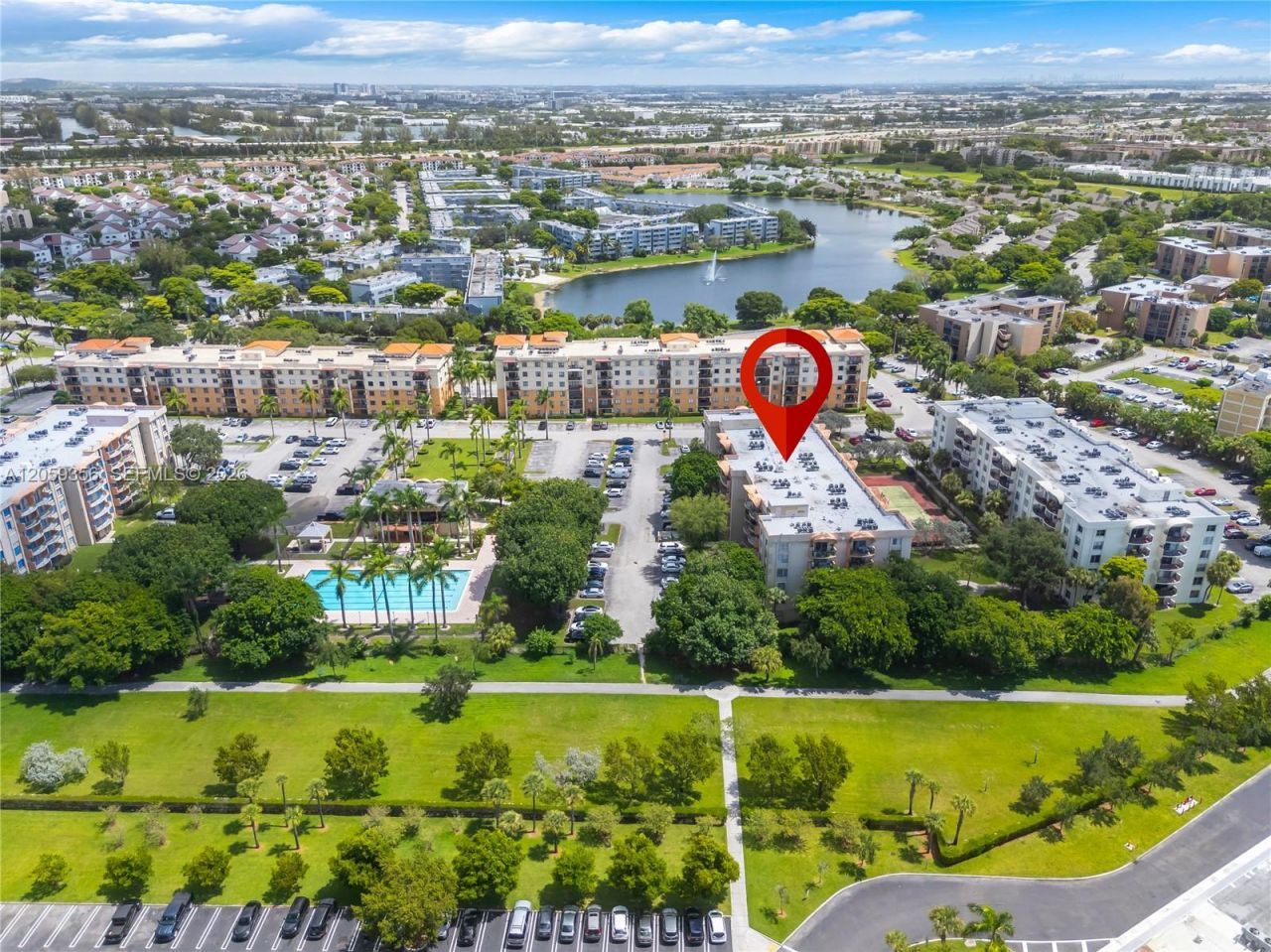 9320 Fontainebleau Blvd, Unit 214, Miami, FL 33172 Photo