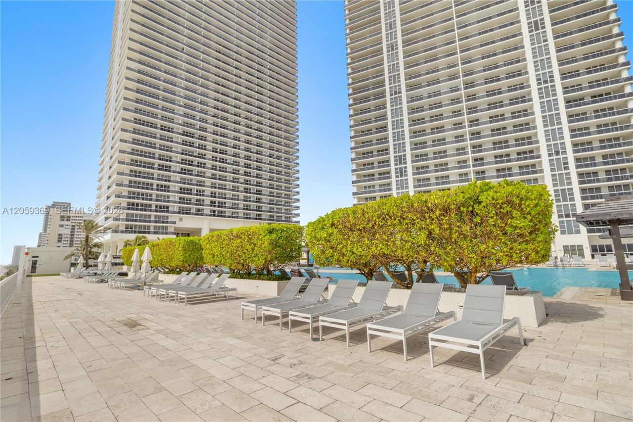 1800 S Ocean Dr , Unit 3008, Hallandale Beach, FL 33009 Photo