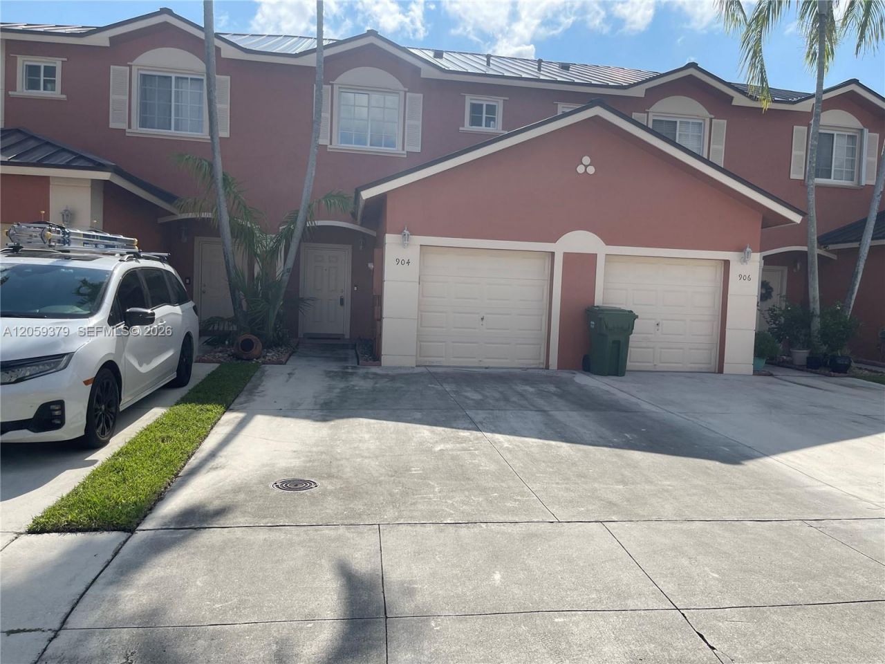 904 NW 100th Ave, Pembroke Pines, FL 33024 Photo