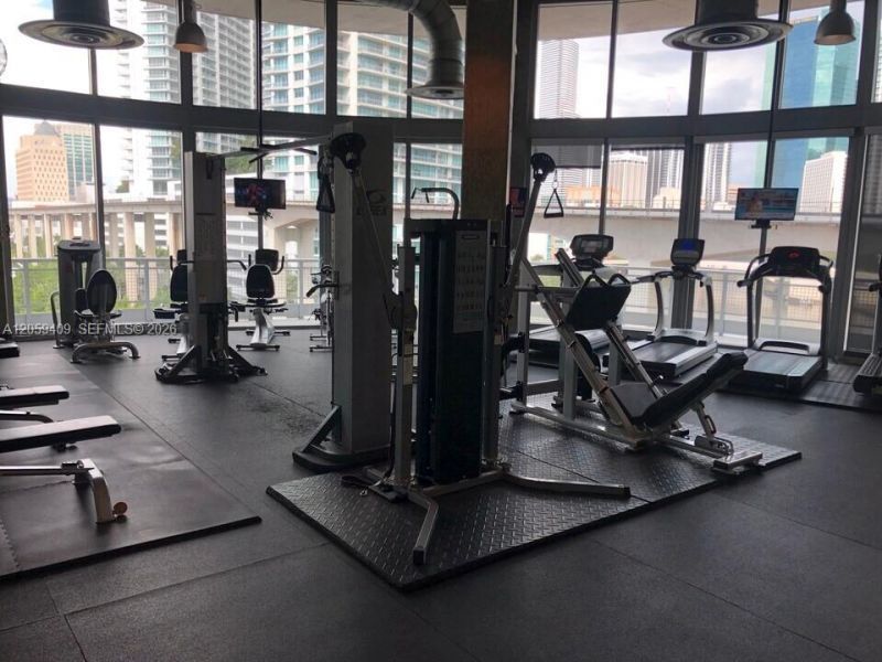 690 SW 1st Ct, Unit 1220, Miami, FL 33130 Photo