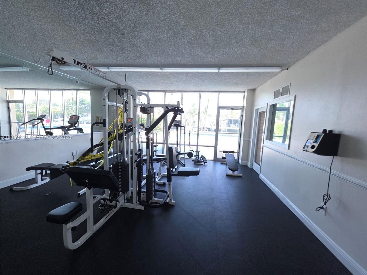 2350 NE 135th St, Unit 602, North Miami, FL 33181 Photo