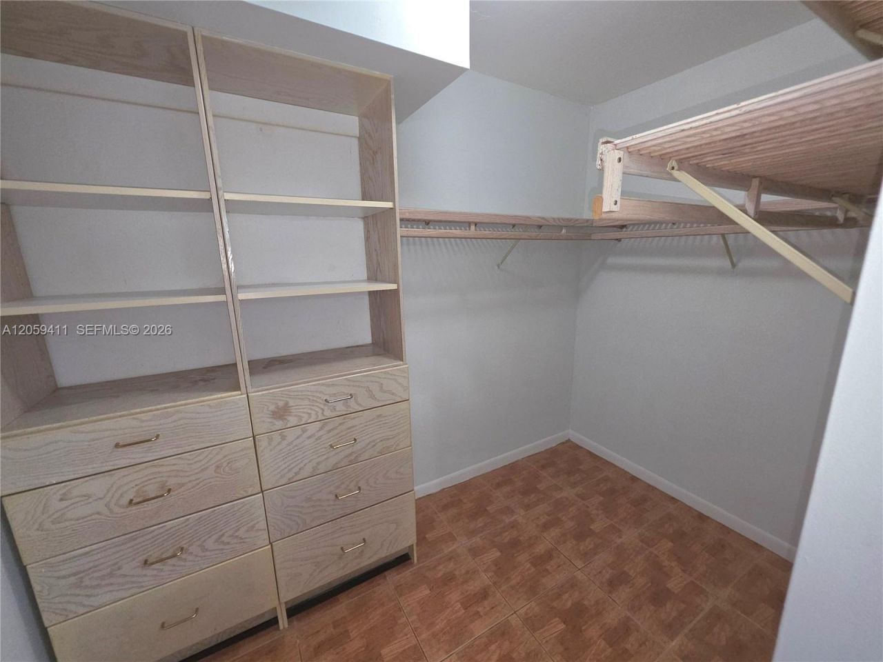 2350 NE 135th St, Unit 602, North Miami, FL 33181 Photo