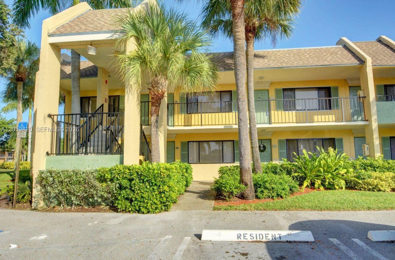 1822 W Meadows Cir, Unit 1822, Boynton Beach, FL 33436 Photo
