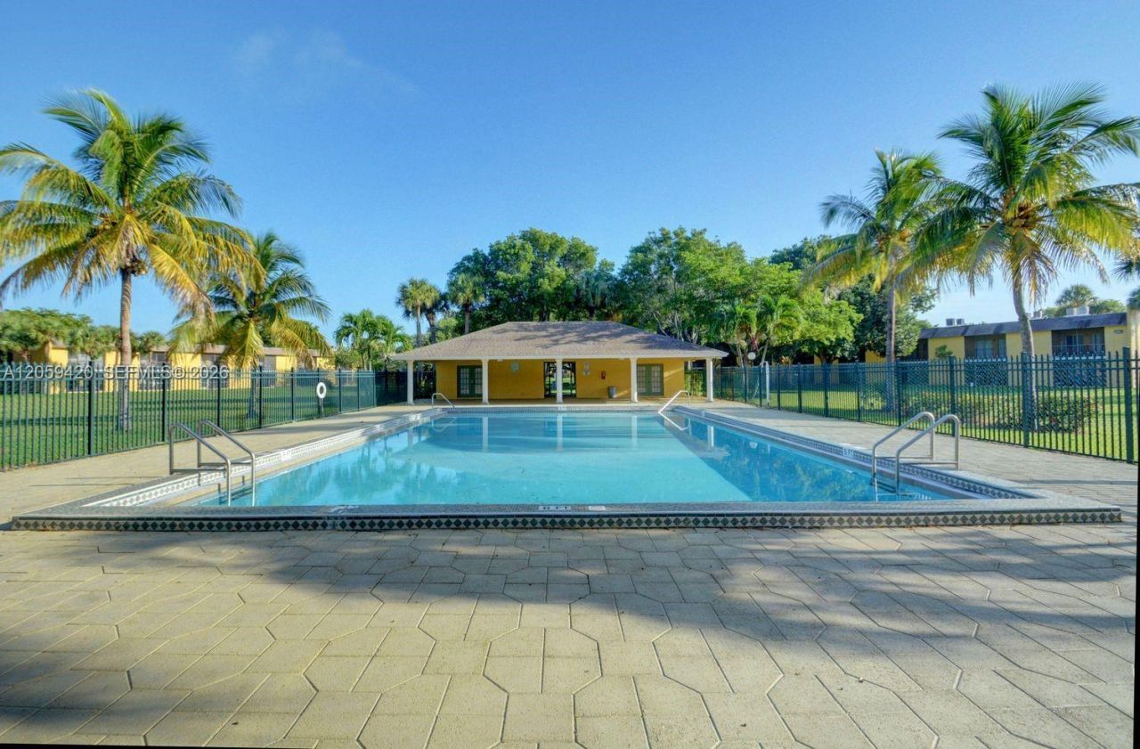 1822 W Meadows Cir, Unit 1822, Boynton Beach, FL 33436 Photo