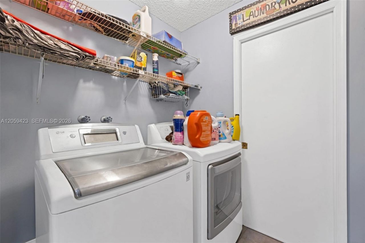 8622 NW 49th Dr, Coral Springs, FL 33067 Photo