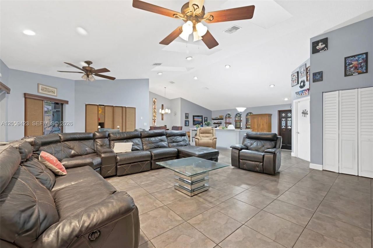 8622 NW 49th Dr, Coral Springs, FL 33067 Photo