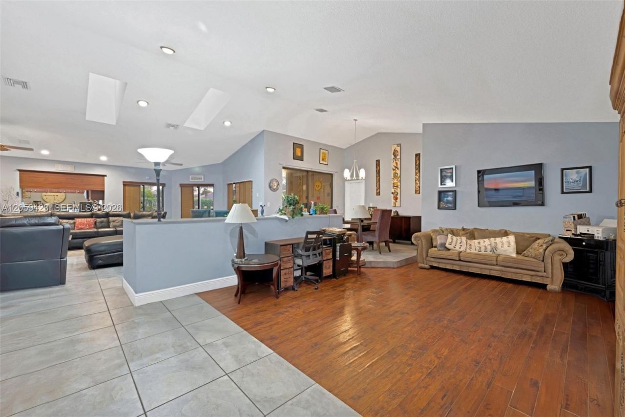 8622 NW 49th Dr, Coral Springs, FL 33067 Photo
