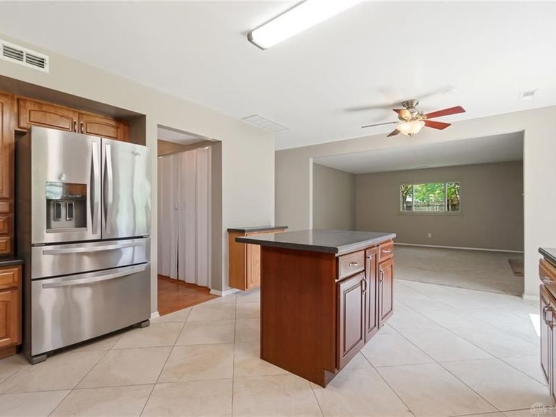 6810 Casa Grande Court, Huber Heights, OH 45424 Photo 13