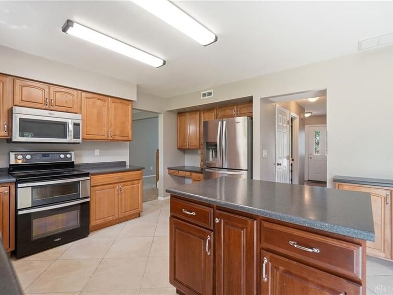 6810 Casa Grande Court, Huber Heights, OH 45424 Photo 15
