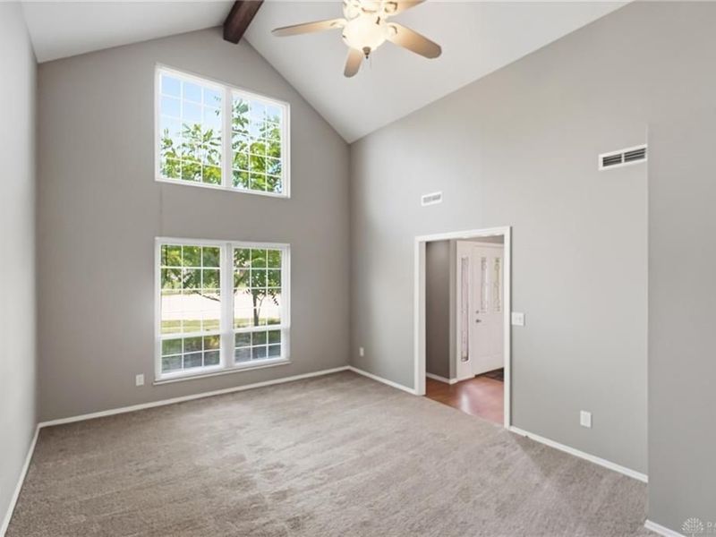 6810 Casa Grande Court, Huber Heights, OH 45424 Photo 2
