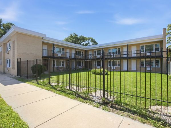 2537 E 83rd Street , Unit 207, Chicago, IL 60617