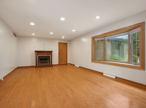 Main Photo