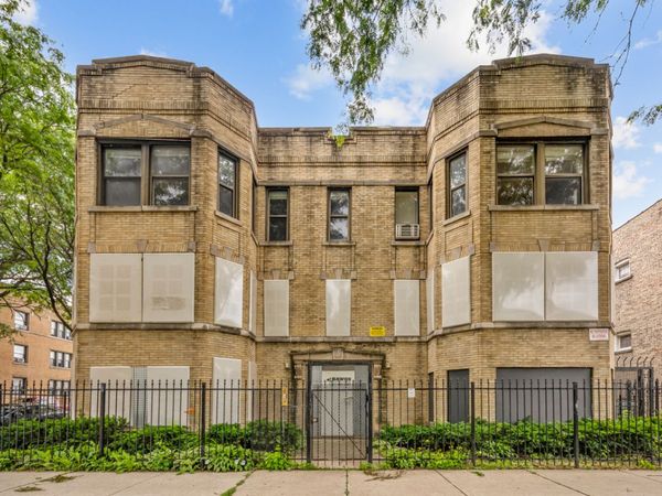 5501 W Quincy Street , Chicago, IL 60644