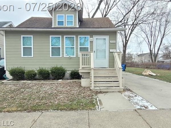 7052 Meadow Avenue, Warren, MI 48091