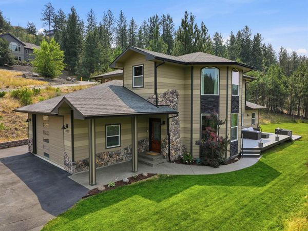 4007 W Shawnee Ln, Spokane, WA 99208