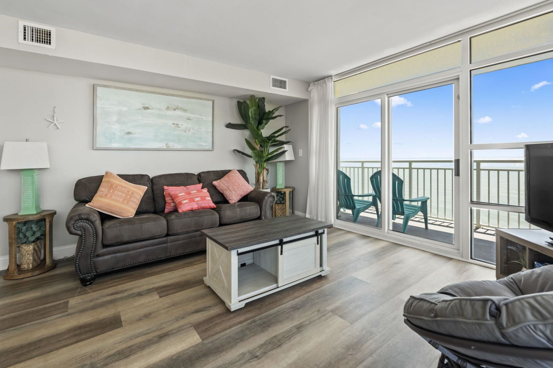 2504 N Ocean Blvd.  Photo 22