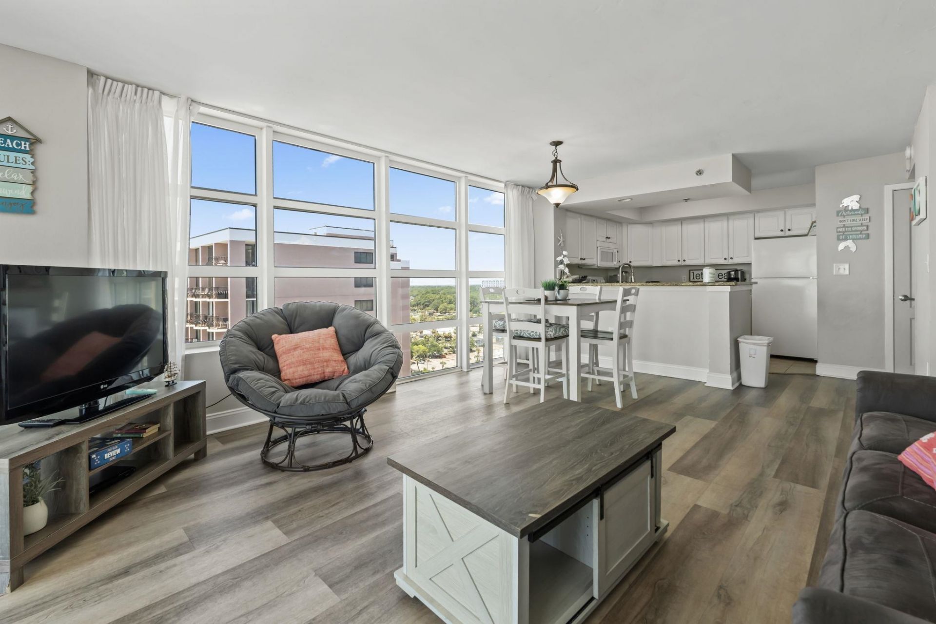 2504 N Ocean Blvd.  Photo 24
