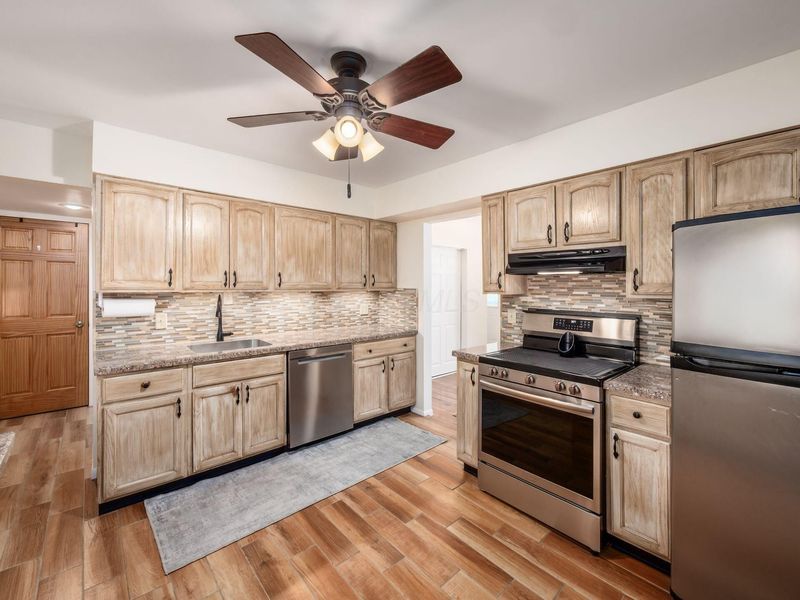 1507 Plantation Court, Marion, OH 43302 Photo 11