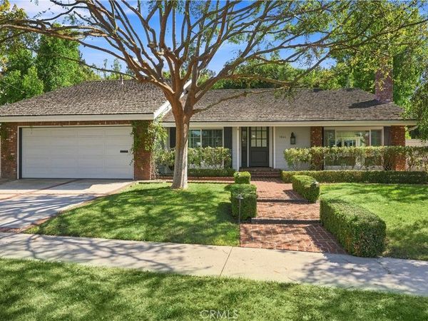 1844 Newport Hills E, Newport Beach, CA 92660
