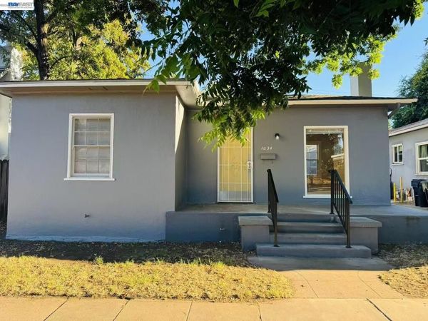 1034 x st, Sacramento, CA 95818