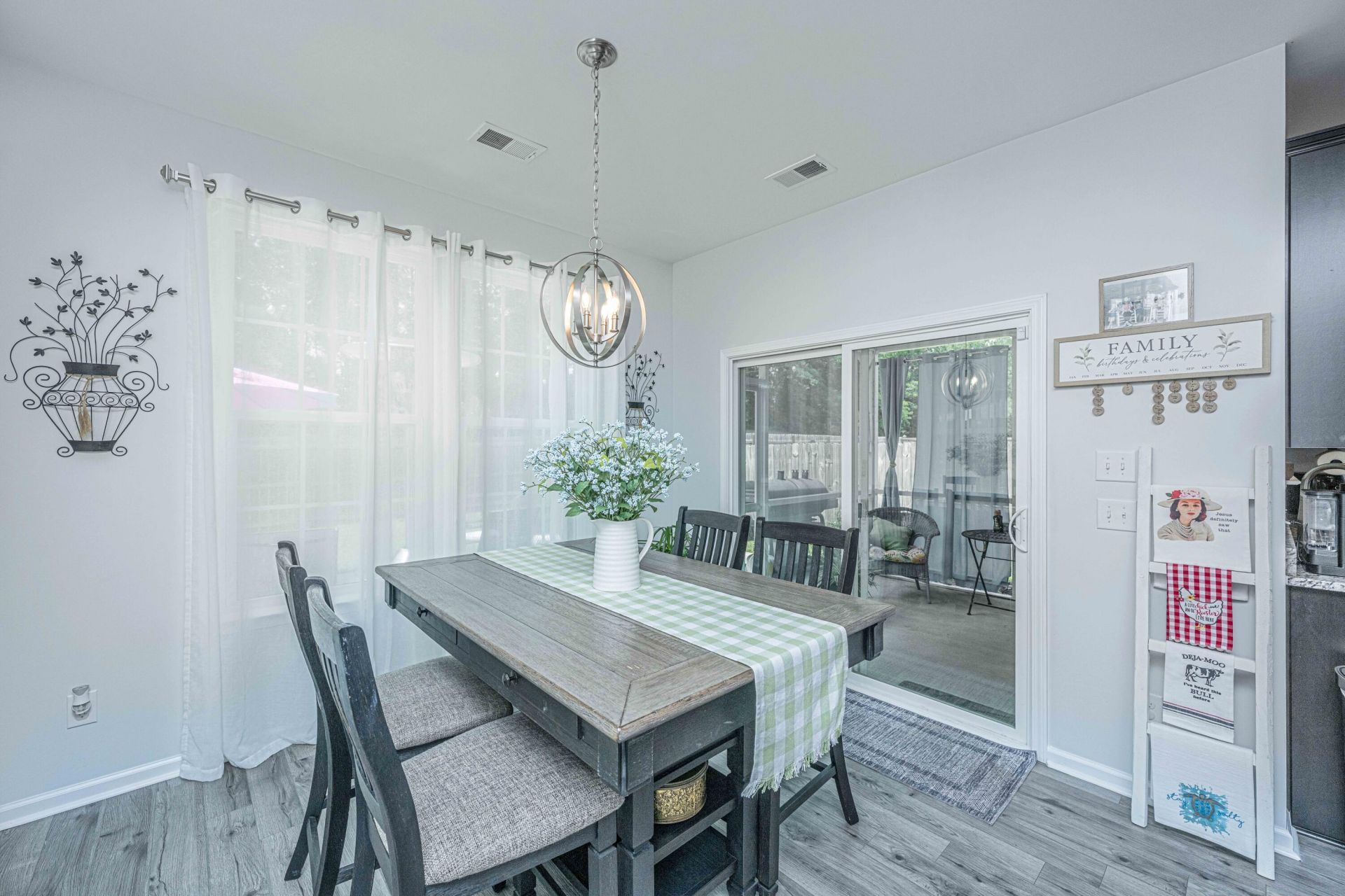 1414 Hermitage Lane Photo 19