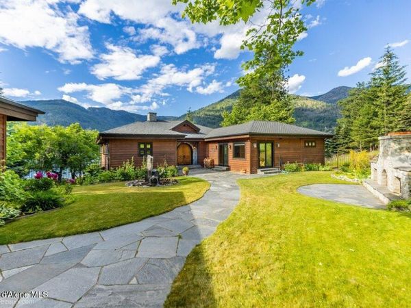 55 La Vita Bella Lane , Hope, ID 83836