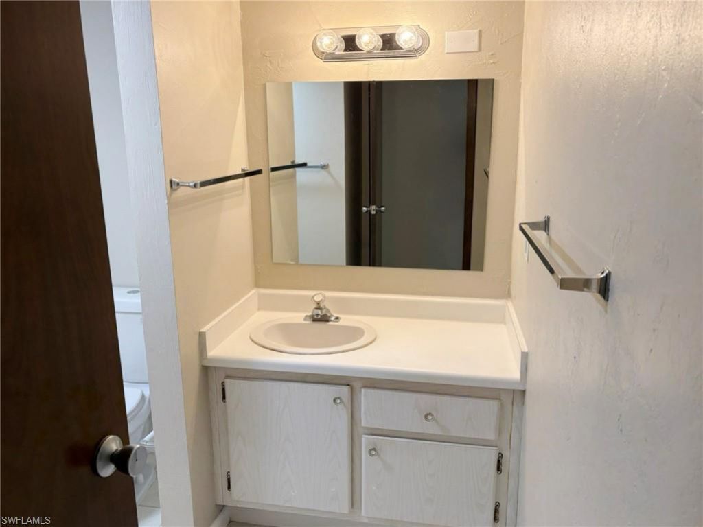 3704 Broadway, Unit 214, Fort Myers, FL 33901 Photo