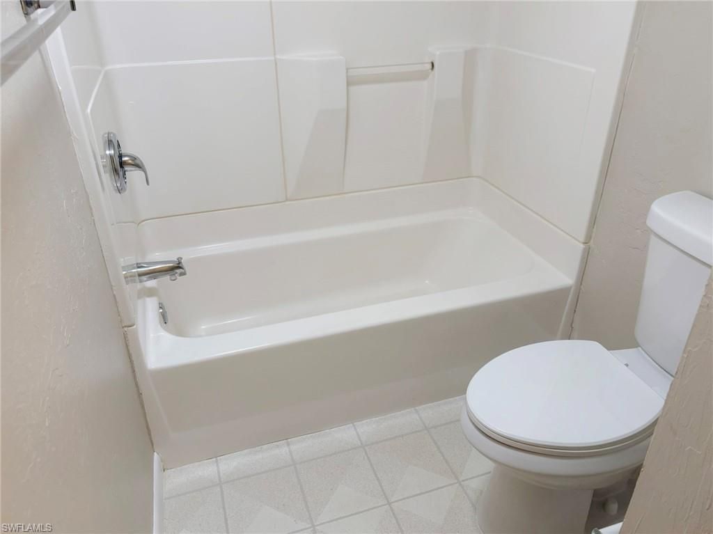 3704 Broadway, Unit 214, Fort Myers, FL 33901 Photo