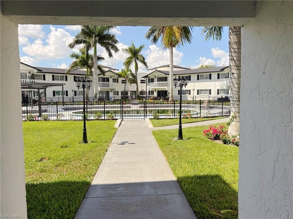 3704 Broadway, Unit 214, Fort Myers, FL 33901 Photo