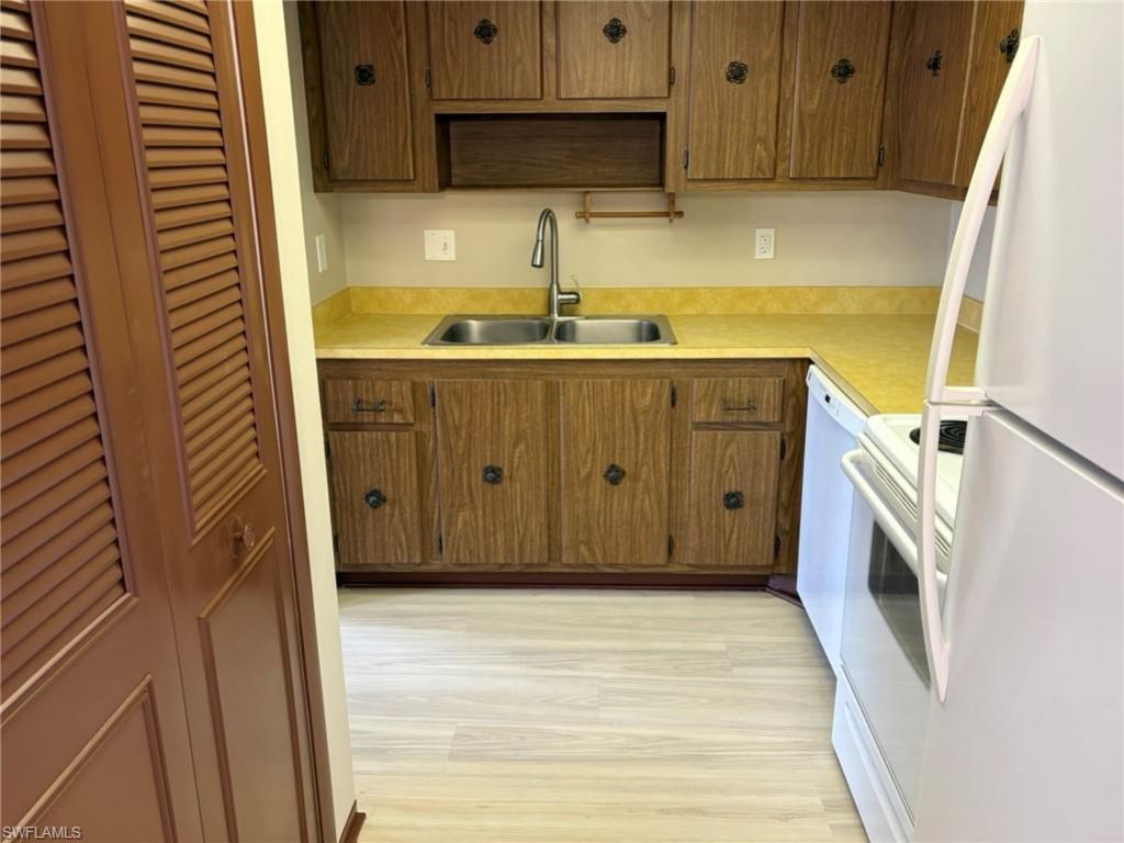 3704 Broadway, Unit 214, Fort Myers, FL 33901 Photo