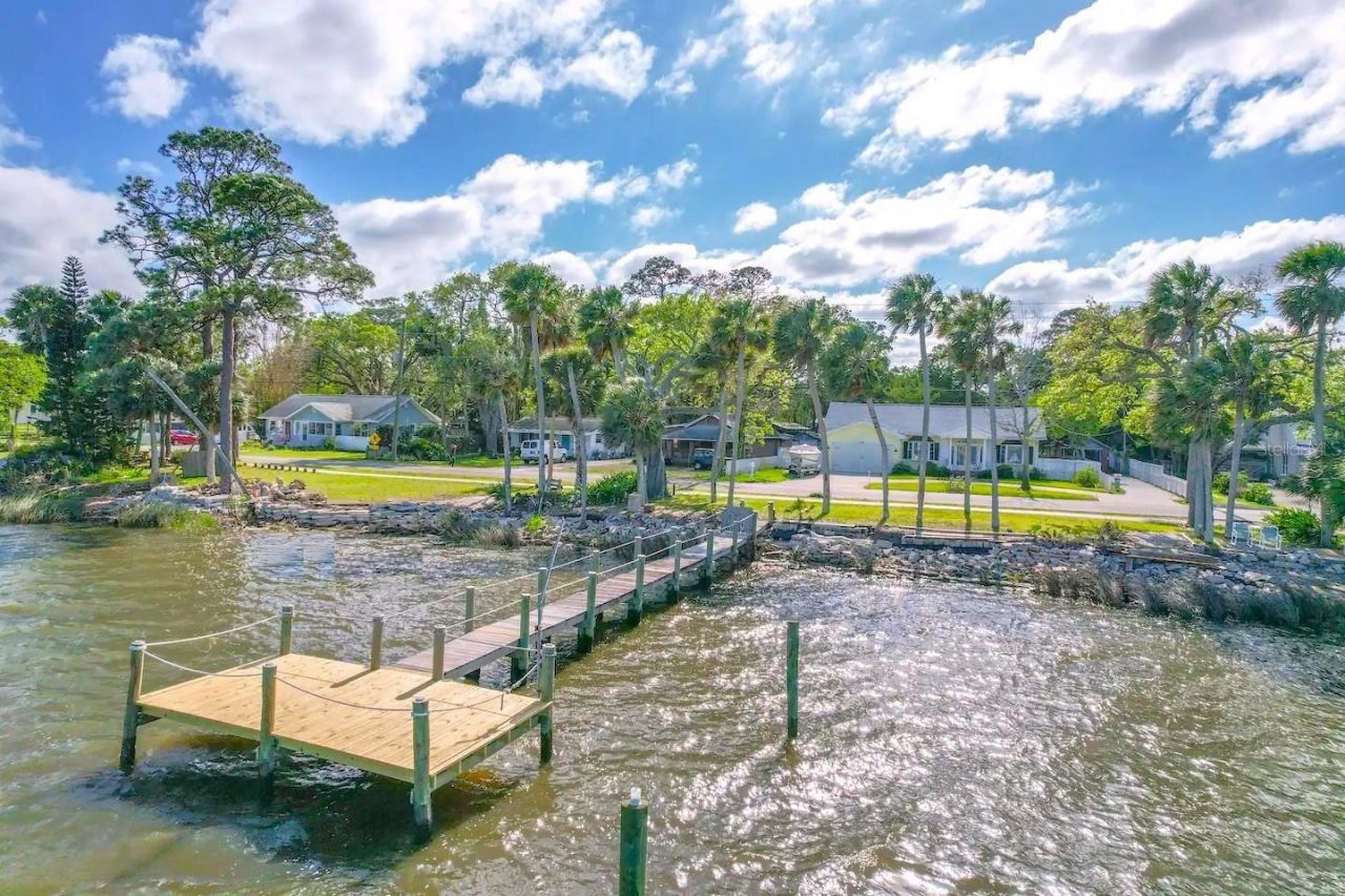 1426 Riverside Drive , Daytona Beach, FL 32117 Photo