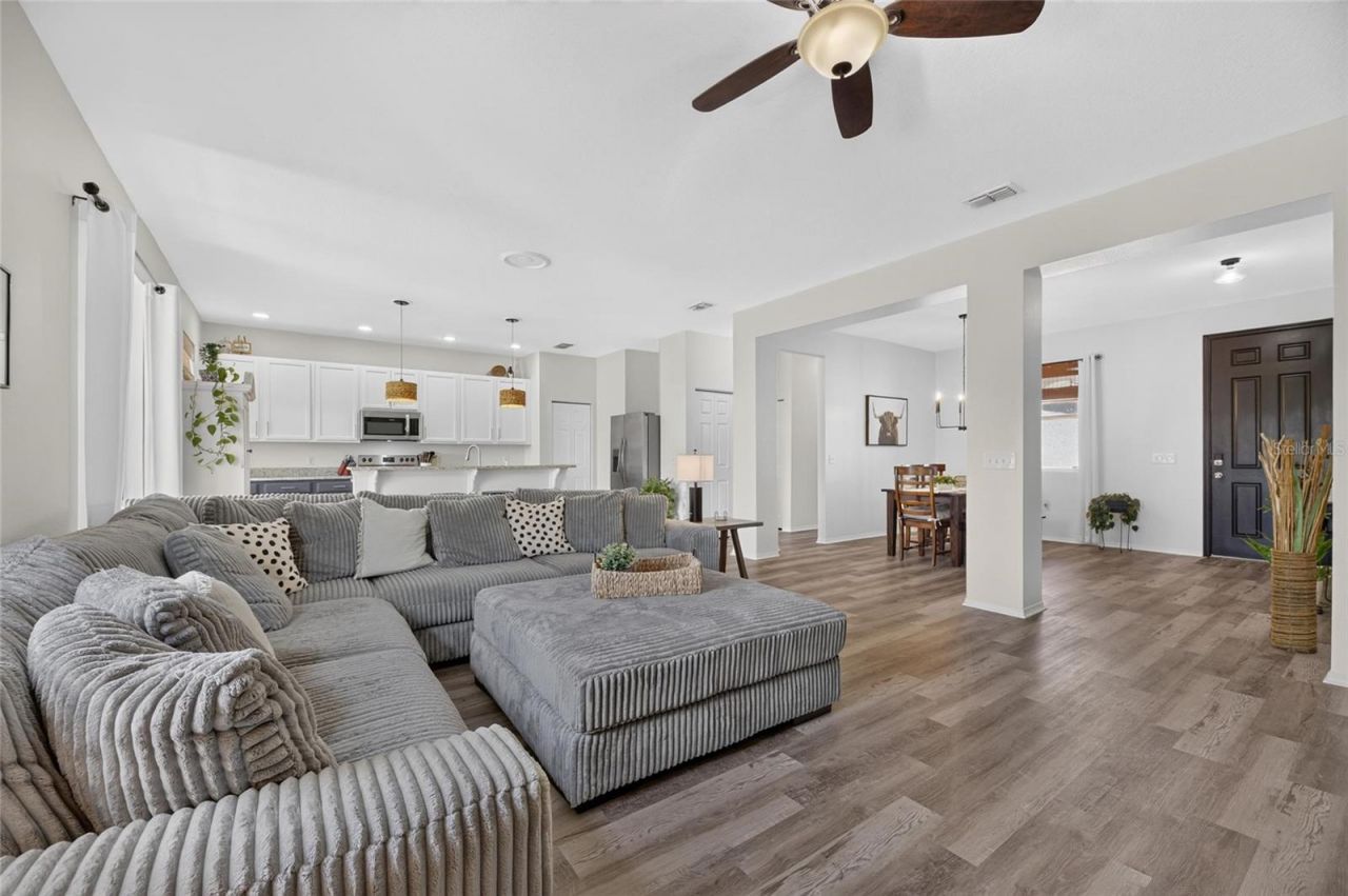 203 Star Shell Drive , Apollo Beach, FL 33572 Photo