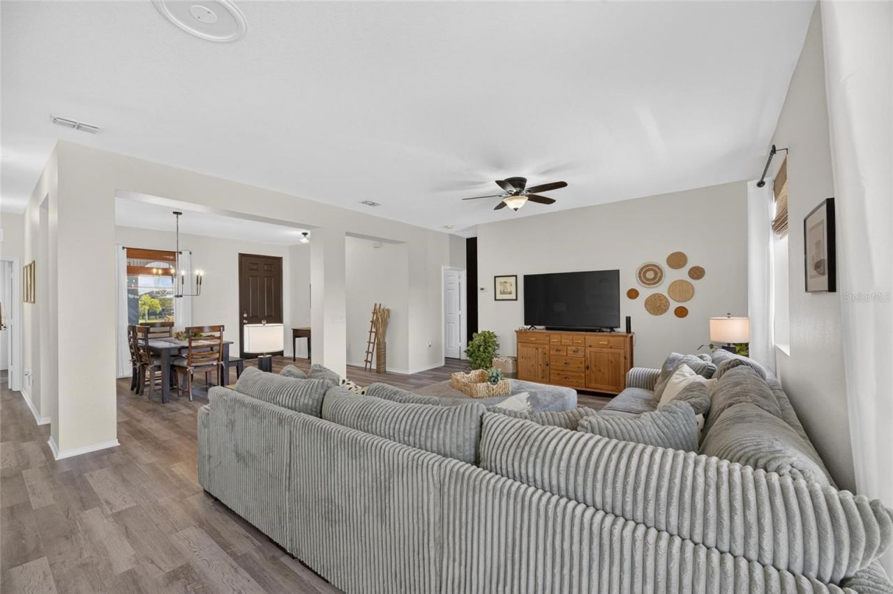 203 Star Shell Drive , Apollo Beach, FL 33572 Photo