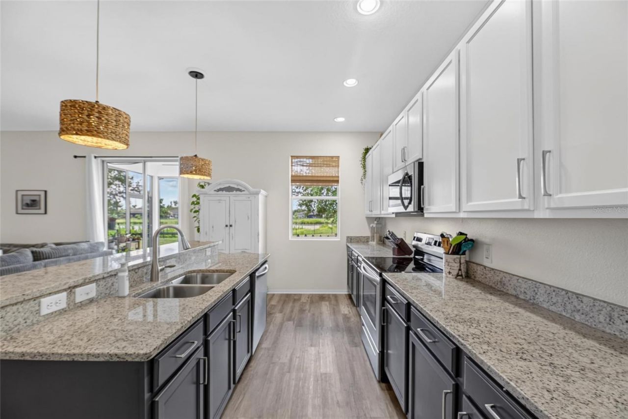 203 Star Shell Drive , Apollo Beach, FL 33572 Photo