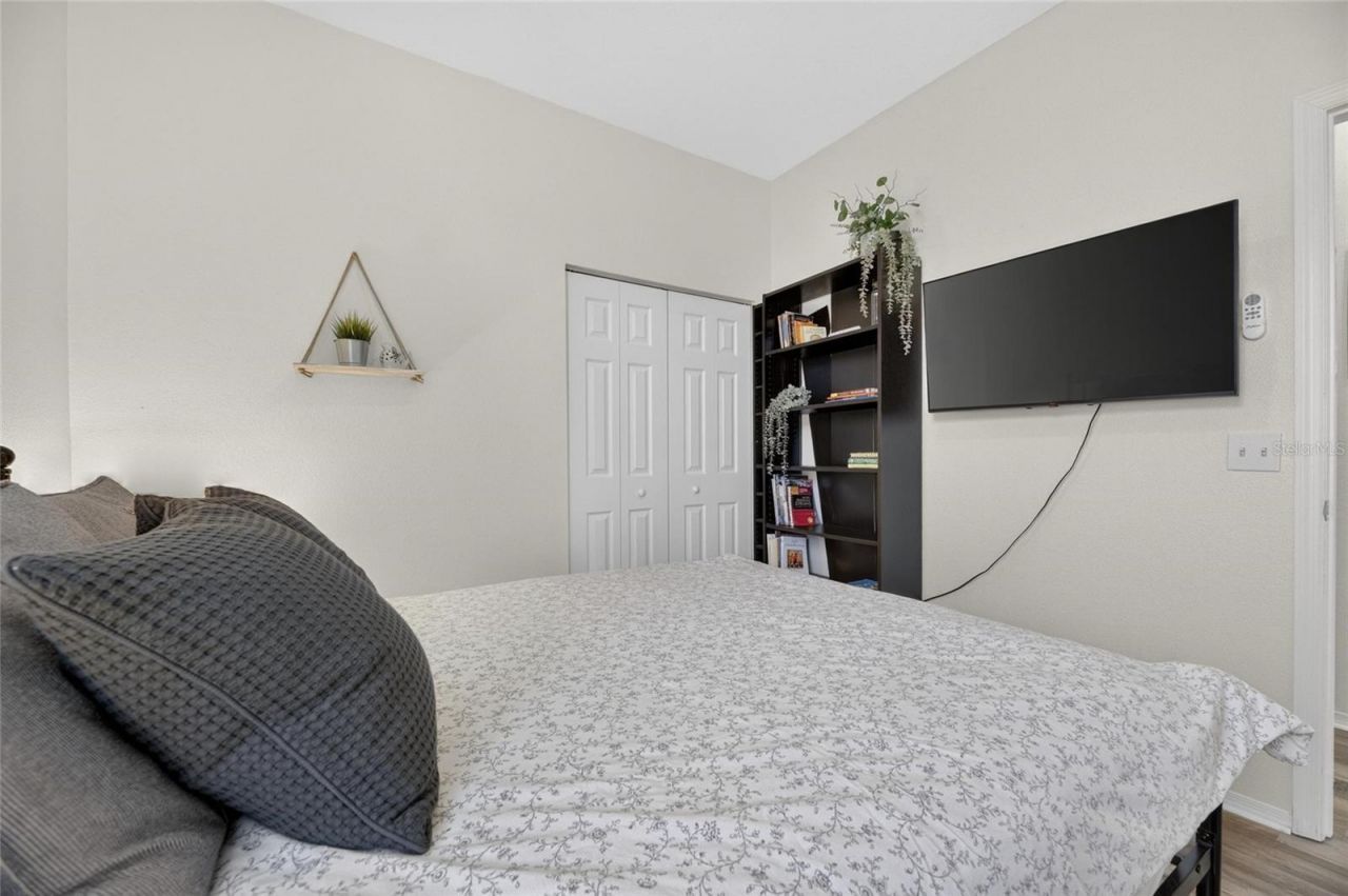 203 Star Shell Drive , Apollo Beach, FL 33572 Photo